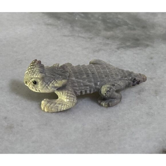 Zuni Fabian Cheama Signed Horned Toad Fetish Stone - Picture 2 of 14